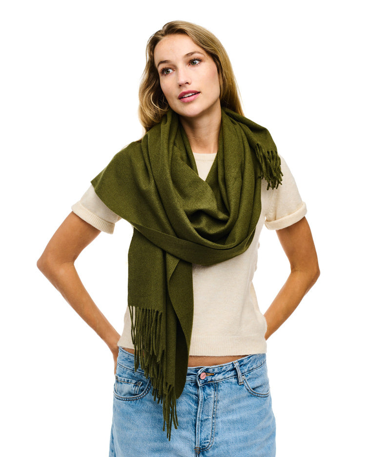 Green Cashmere blend oblong scarf with fringe