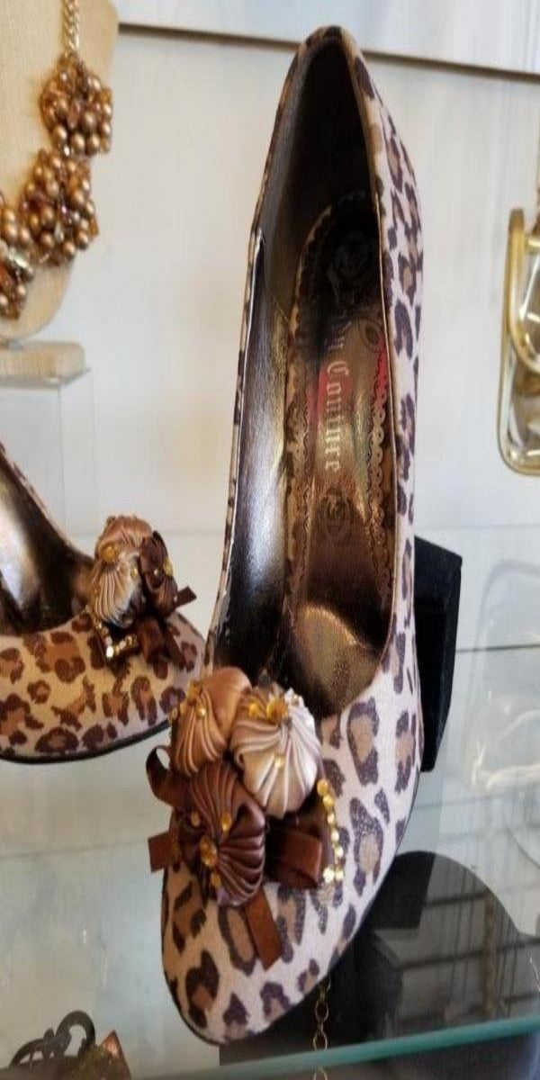 Leopard Print heel with bow